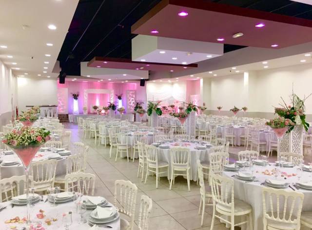 Vip Reception<div style="font-size:16px;color:#666;margin-top:5px;">📍 lyon</div>