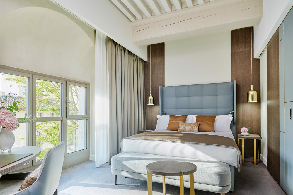 InterContinental Lyon<div style="font-size:16px;color:#666;margin-top:5px;">📍 Lyon</div>